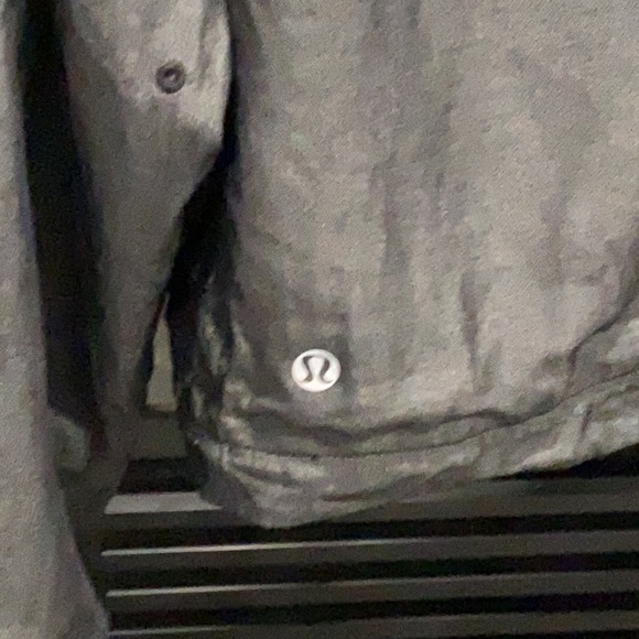 0222 Lululemon Tranquility Jacket size 6 “Flaw” - Picture 10 of 13